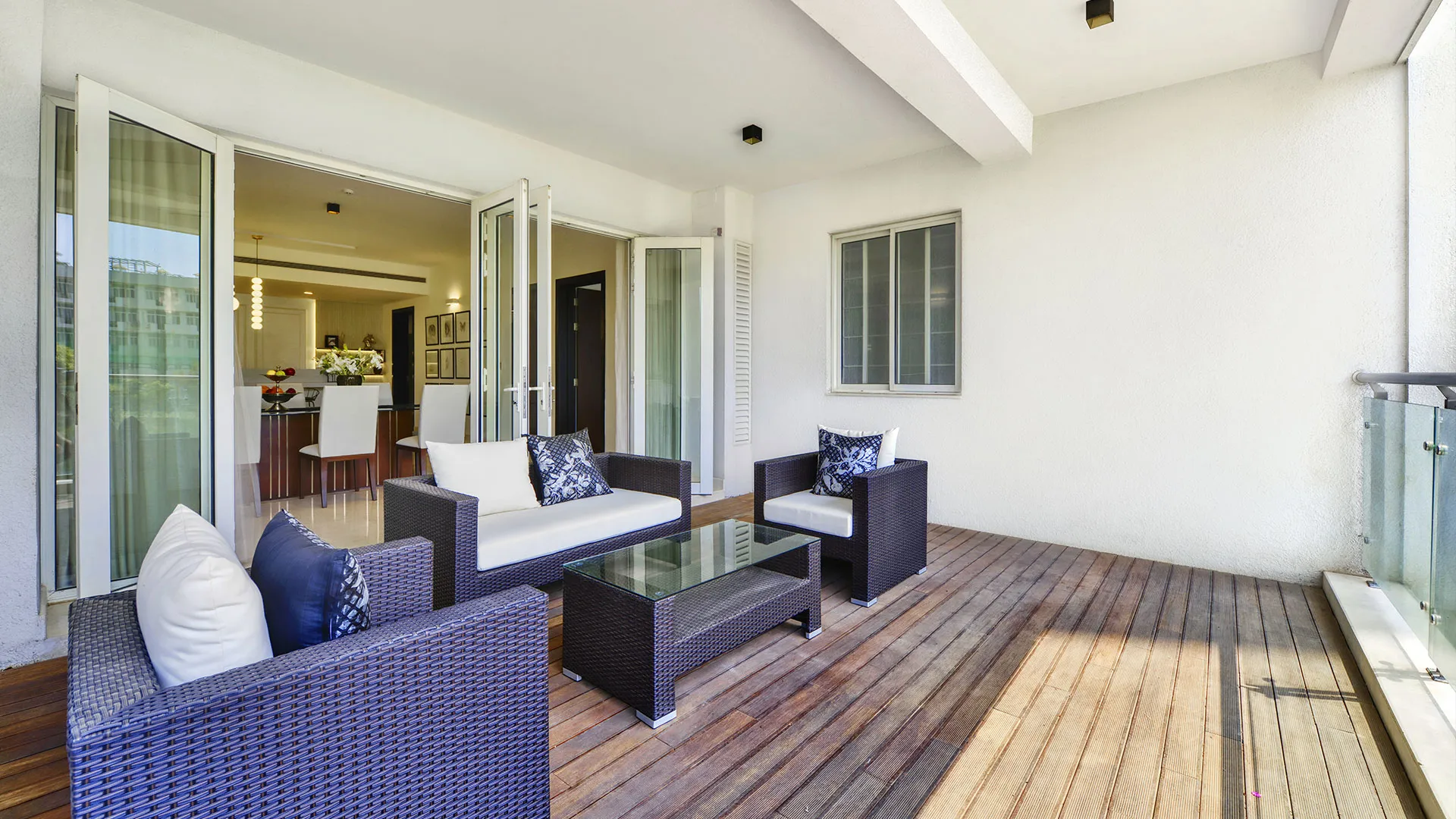 03eba3bf-903b-44bc-a430-337c6e9b8175