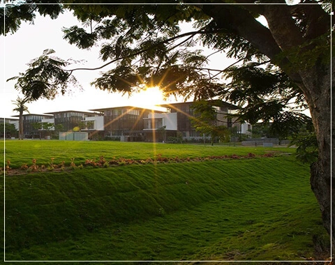 embassy-boulevard-apartments